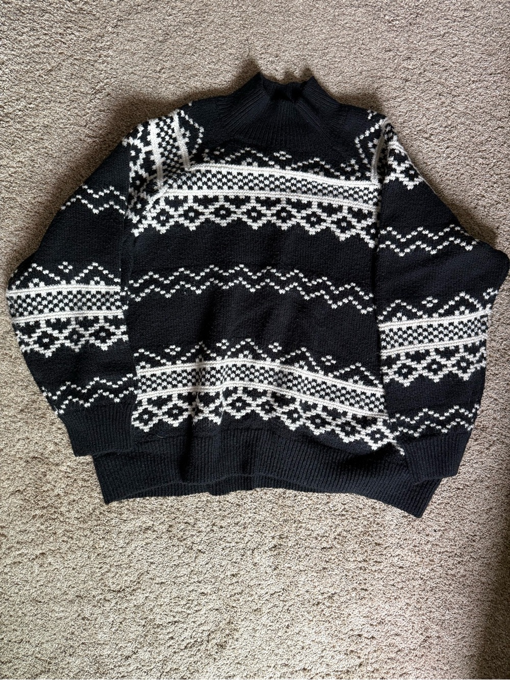 Old Navy Black and White Patterned Turtleneck Sweater
